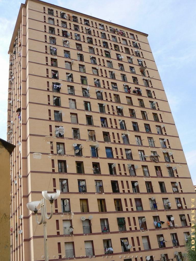 Cite Lescure 15 .jpg